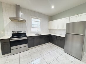 44 Linden Ave, Unit 5 in East Orange, NJ - Building Photo - Building Photo