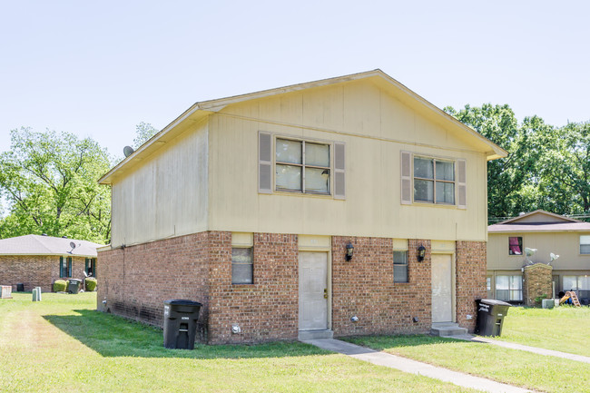 705-707 S Spring St in Jacksonville, AR - Building Photo - Building Photo