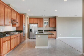 10936 Free Flow Pl in Las Vegas, NV - Building Photo - Building Photo