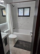 2228 N 19th Ave in Hollywood, FL - Building Photo - Building Photo