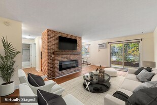 3540 Hennepin Ave in Minneapolis, MN - Building Photo