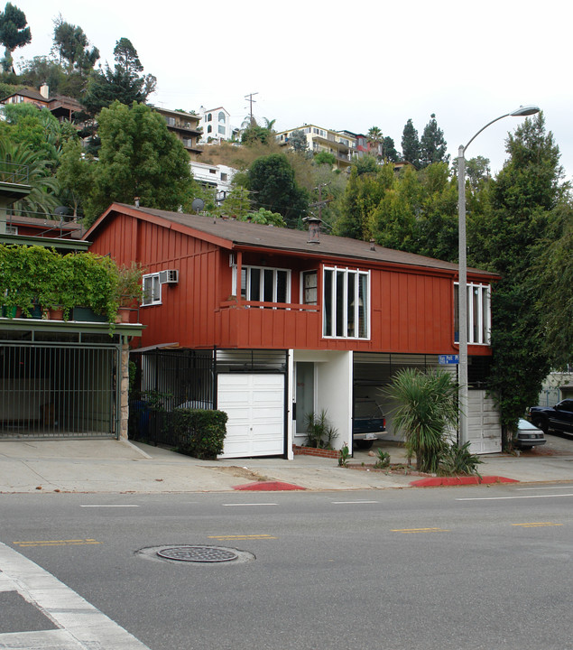 1846 Silver Lake Blvd in Los Angeles, CA - Building Photo