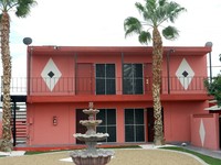 671 E Naples Dr in Las Vegas, NV - Foto de edificio - Building Photo