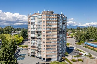 Kennedy Towers in Delta, BC - Building Photo
