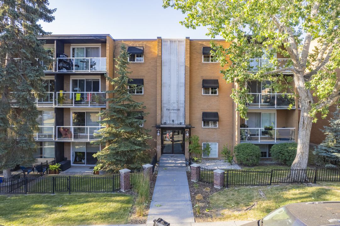 Chinook in Calgary, AB - Building Photo