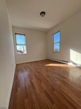 134 Ridge St in Newark, NJ - Building Photo - Building Photo