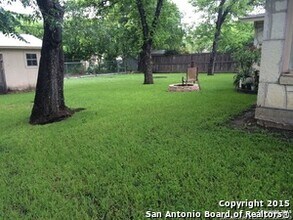 354 Barbara Dr in San Antonio, TX - Foto de edificio - Building Photo