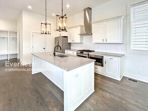 3320 John Mallette Dr in Nashville, TN - Building Photo - Building Photo