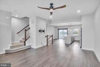 97 Kohlmyer Dr in Pennsauken, NJ - Building Photo - Building Photo
