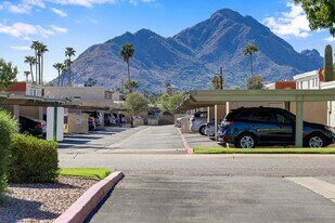8304 E Orange Blossom Ln in Scottsdale, AZ - Building Photo