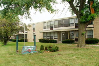 Crescent House Apartments in Detroit, MI - Building Photo - Building Photo