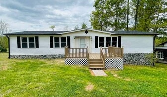 210 Bride Dr in Reidsville, NC - Building Photo