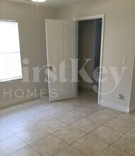 5629 Priscilla Ln in Greenacres, FL - Building Photo - Building Photo