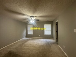 120 Rodney Guthrie Dr in Cabot, AR - Foto de edificio - Building Photo