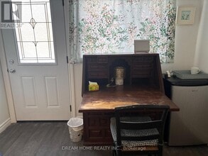 850 Clarkson Rd S in Mississauga, ON - Building Photo - Building Photo