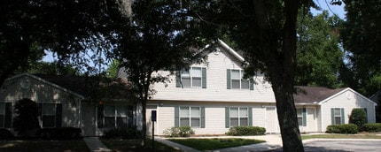 Hampton Ridge Apartments in Jacksonville, FL - Foto de edificio - Building Photo