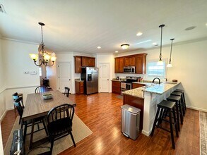 213 Thalia Rd in Virginia Beach, VA - Building Photo - Building Photo