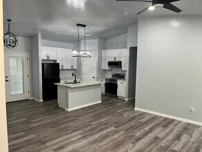 4719 N Sierra Rd in Kingman, AZ - Building Photo - Building Photo
