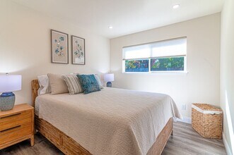 208 Vista Ct in Sebastopol, CA - Foto de edificio - Building Photo