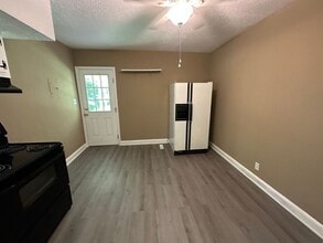 234 John's Creek Rd in Madison Heights, VA - Building Photo - Building Photo