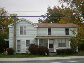 735-737 Main St Apartments