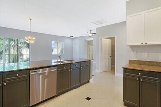 3940 N Flagler Dr in West Palm Beach, FL - Building Photo - Building Photo