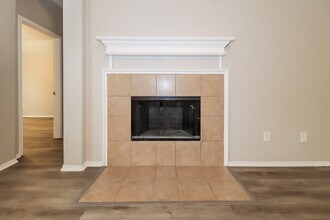 904 Starling Ln in Aubrey, TX - Foto de edificio - Building Photo