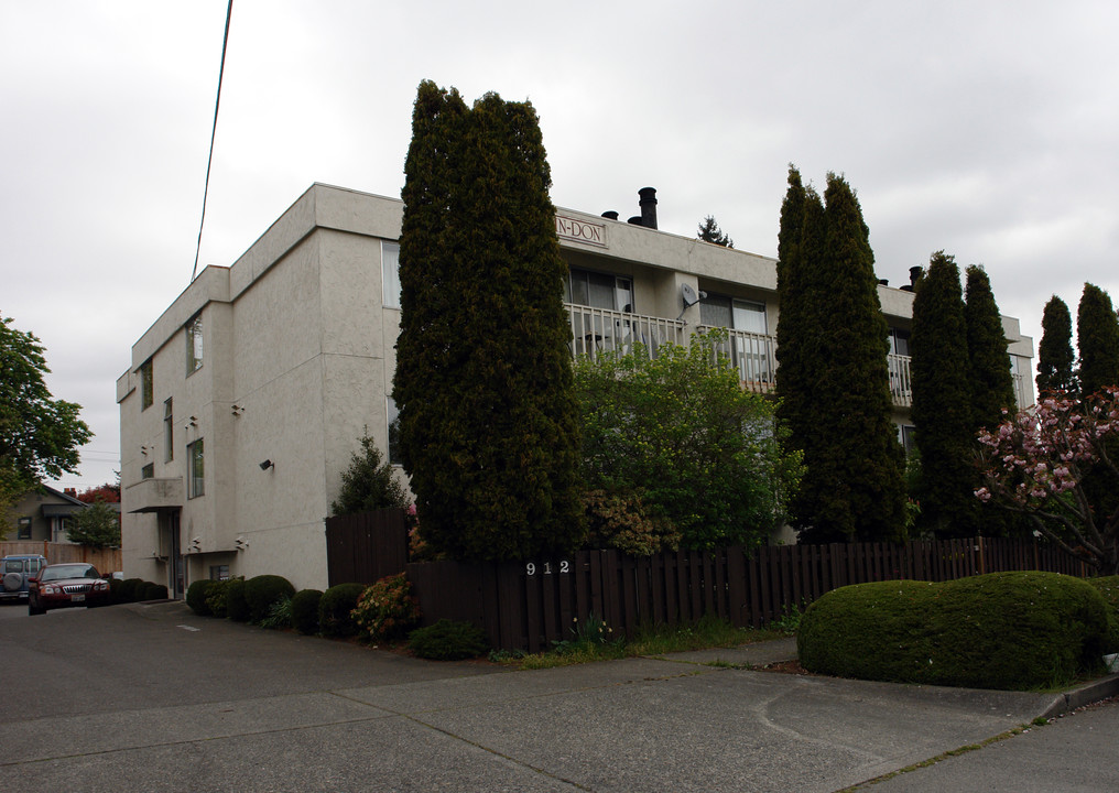 Win Don Apartments in Seattle, WA - Foto de edificio