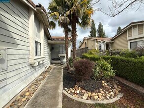 5303 Grasswood Cir in Concord, CA - Building Photo - Building Photo