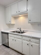 1810 Broadway St in Oceanside, CA - Building Photo - Building Photo