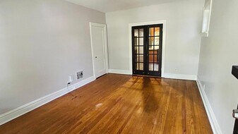 5042 Mardel Ave in St. Louis, MO - Building Photo