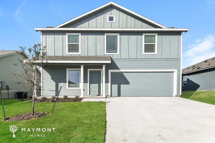 3052 Titan Spgs Dr in Saginaw, TX - Building Photo