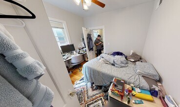 30 JFK St, Unit 2T in Cambridge, MA - Foto de edificio - Building Photo