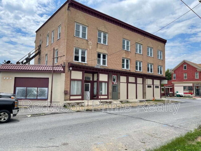 property at 2901 Maple Ave