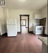 1011 Windsor Ave in Windsor, ON - Building Photo - Building Photo