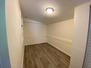 911 NW 62 Ave in Hollywood, FL - Building Photo - Building Photo