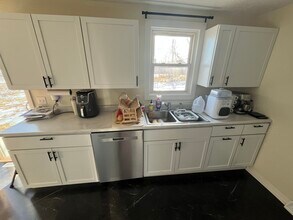 3523 Valley St in Omaha, NE - Foto de edificio - Building Photo