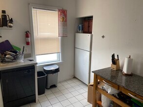 26 Haskell St, Unit 2 in Boston, MA - Foto de edificio - Building Photo