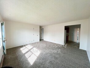 713 NW Birch Ave in Redmond, OR - Building Photo - Building Photo