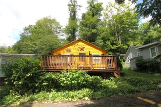 71 Miller Rd in Hopewell Junction, NY - Building Photo - Building Photo