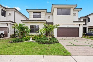 8836 NW 161st Terrace in Miami Lakes, FL - Building Photo