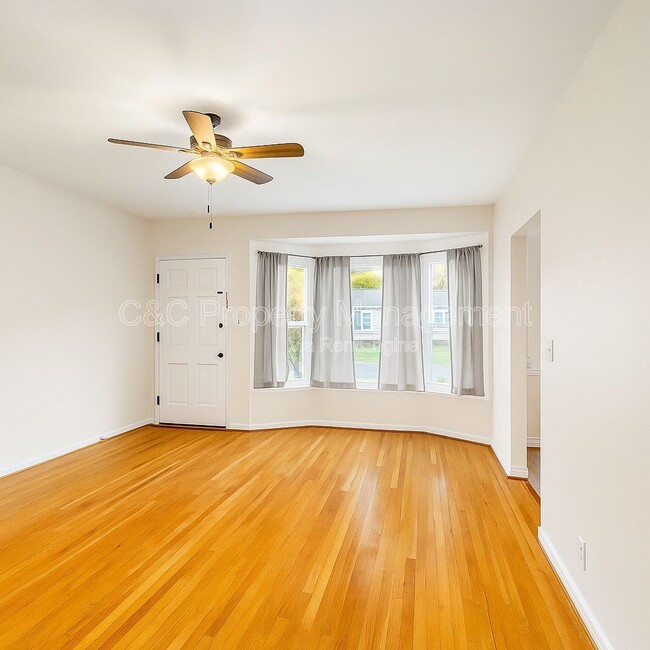 3240 Del Vina St in Pasadena, CA - Building Photo - Building Photo