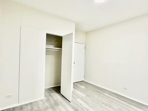 209 W 108th St in New York, NY - Building Photo - Building Photo