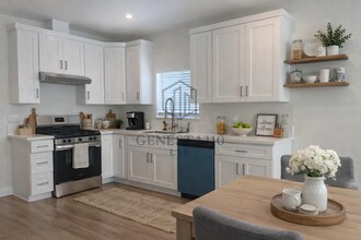 11040 Genesta Ave, Unit Lower Level in Los Angeles, CA - Foto de edificio - Building Photo