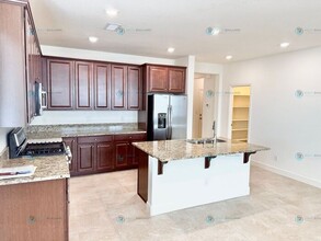 7280 Quill Dr in Reno, NV - Building Photo - Building Photo