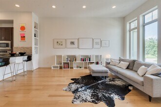 5429C Hidalgo St in Houston, TX - Building Photo - Building Photo