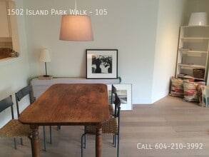 1502 Island Park Walk in Vancouver, BC - Building Photo - Building Photo