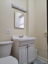 6328 S St Lawrence Ave in Chicago, IL - Foto de edificio - Building Photo