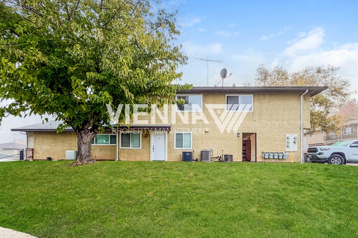 11492 Quartz Dr in Auburn, CA - Building Photo