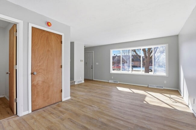 property at 836 Greenwood Ct